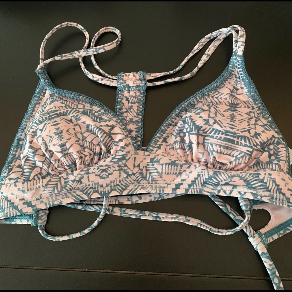 Bathing suit